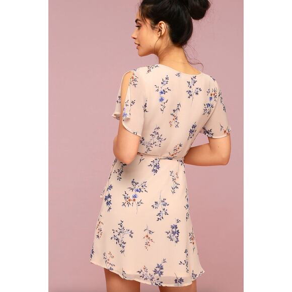 Lulus Fowler Blush Pink Floral Print Wrap Dress Size S Flutter Split Sleeve - Picture 3 of 13